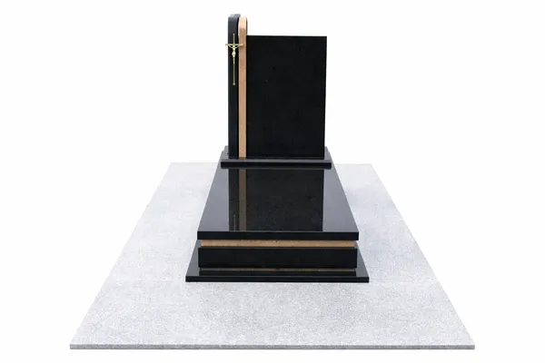 Płyty granitowe wokół nagrobka